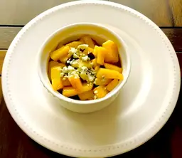 تفاح مطبوخ أيورفيدي